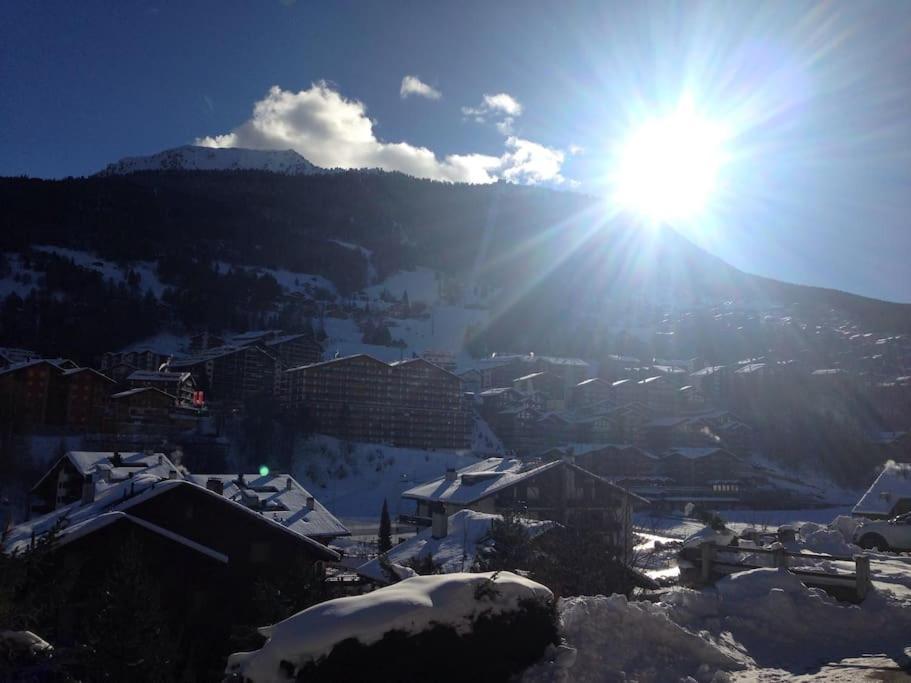 Sunny Swiss Mountain Studio In Centre By Jolidi Нанда Екстер'єр фото